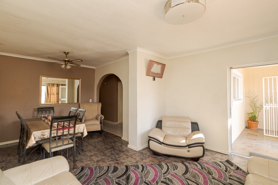 4 Bedroom Property for Sale in Belhar Western Cape